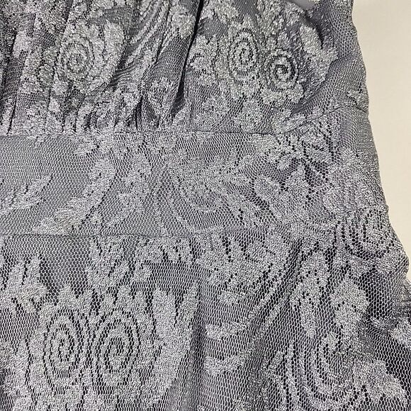 J. Taylor Silver Halter Party Dress Size 14 Floral Lace Shimmer Gathered Waist - Picture 6 of 11